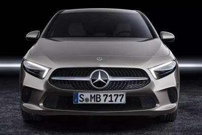 Mercedes-Benz анонсировала модель с 400 лошадьми