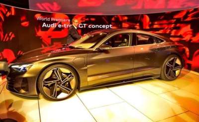 Audi продемонстрировала золотой электромобиль